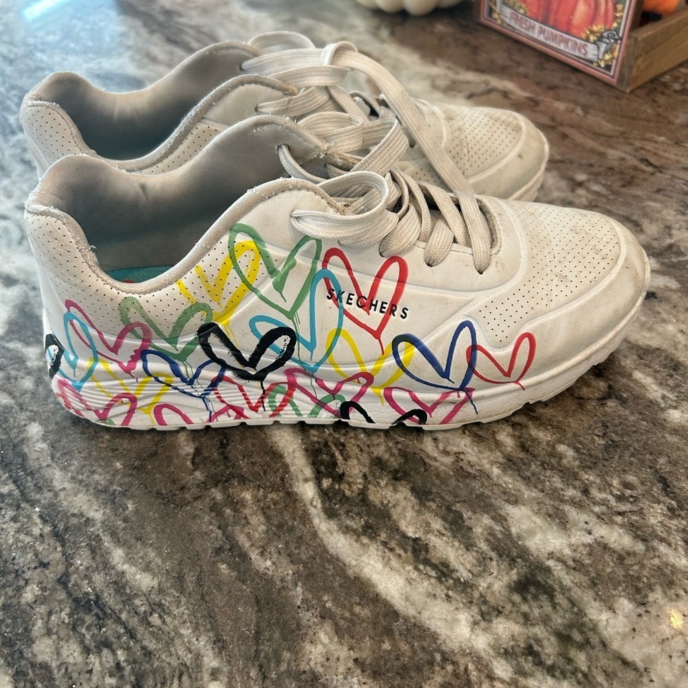 Skechers x jay goldcrown Sneakers, size 5.5 (need wash/have wear)